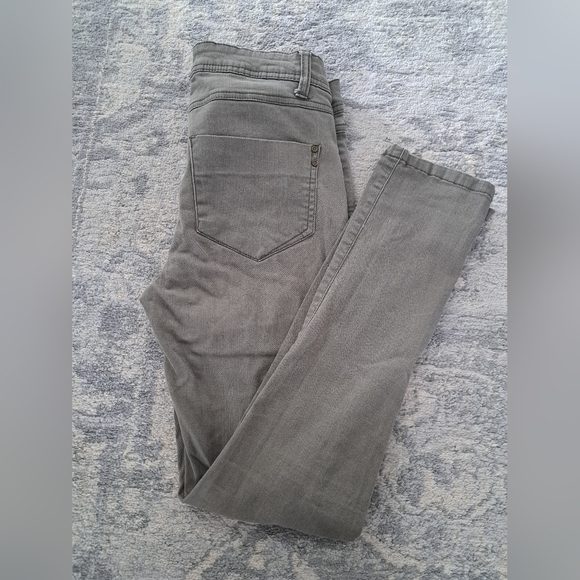 RW&Co. Clara Jeans Size 25 - Picture 1 of 3